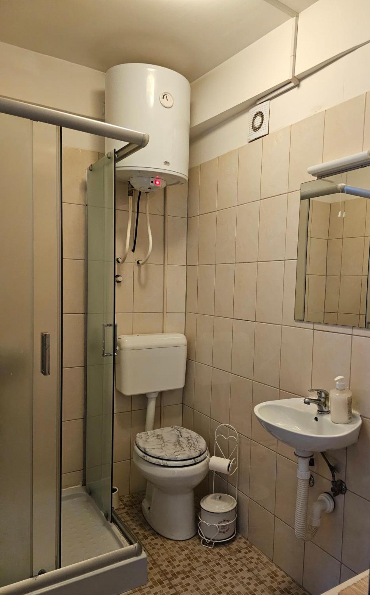 Apartmani Royal Residence جولوباك الغرفة الصورة